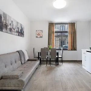apartamentos-centro-jerezano2.hotelsincadiz.net/